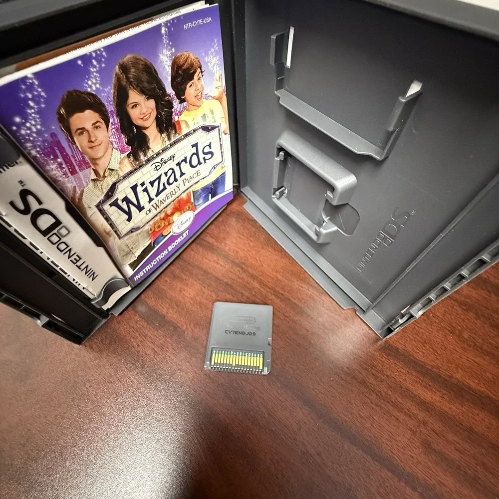 Wizards of Waverly Place CIB W/ Manual - Nintendo DS